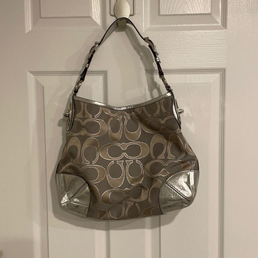 Coach shoulder bag